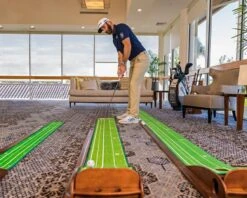 Perfect Putting Mat - Dustin Johnson - Standard Edition -Fine Golf Store ADIN9845 Edit 900x f878df0c 8a65 492c 99df 534da0ae4198