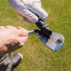 Frogger Brush Pro With Catch Latch -Fine Golf Store FROGGER GOLF BRUSHPRO MAIN