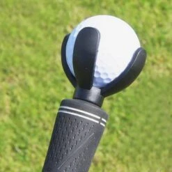 Golf Claw Ball Pick Up -Fine Golf Store Golf Claw 1