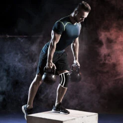 Affinity Neoprene Compression Knee Sleeve -Fine Golf Store Neoprene Compression Knee Sleeve 4