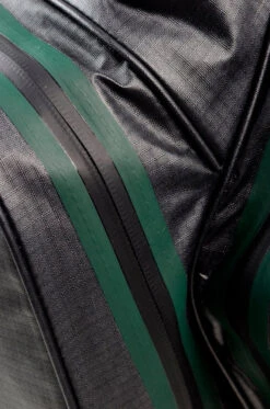 Sun Mountain Golf 2022 H2NO LiteSpeed Waterproof Stand Carry Bag -Fine Golf Store ZOOMWATERPROOFPOCKETS